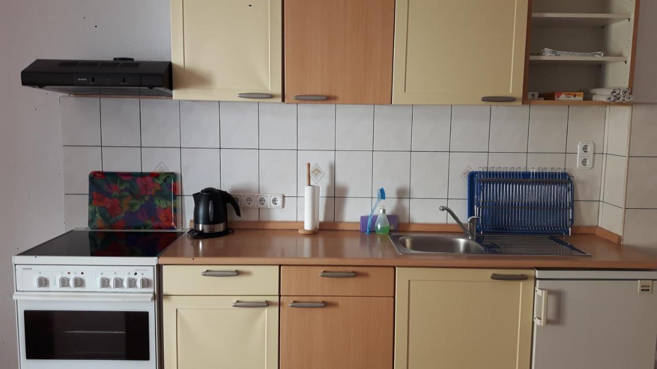 Apartmani Jureta Okrug Gornji Exterior photo